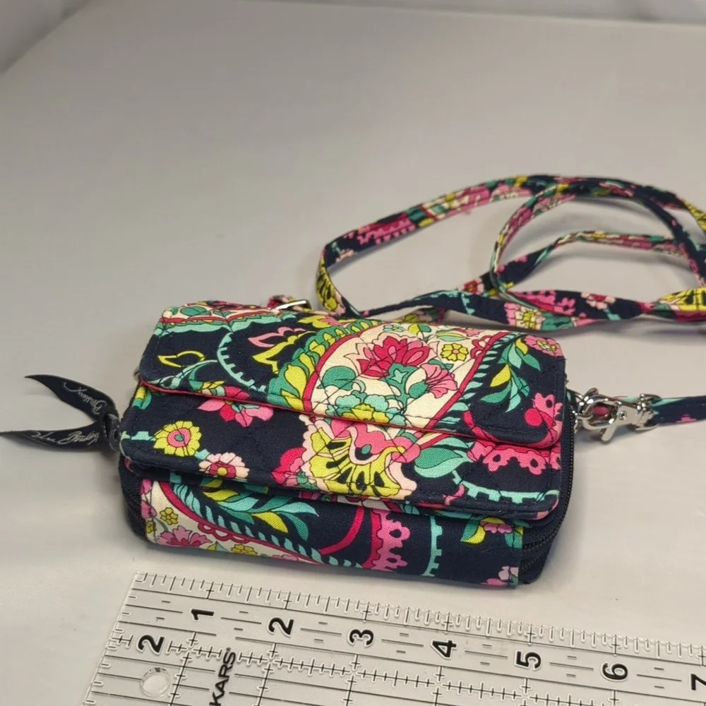 Vera Bradley All in One Crossbody Purse Bag Petal Paisley Retired 2014 P…